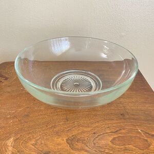 Vintage Heavy Clear Glass Bowl 10" Salad Punch Chips Starburst Pattern Bottom